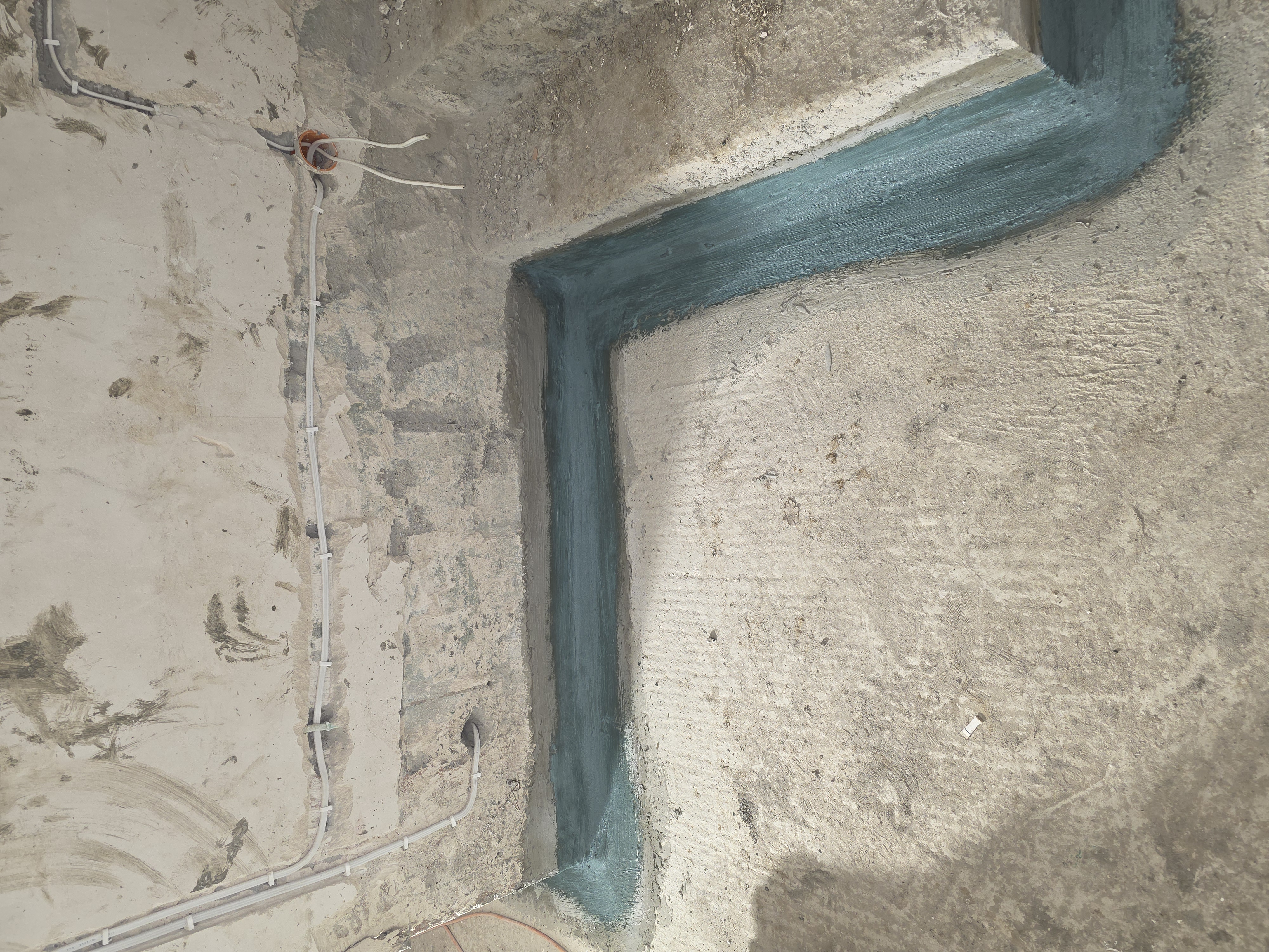 Izolacja przeciwwodna i przeciwwilgociowa piwnicy Kłodzko