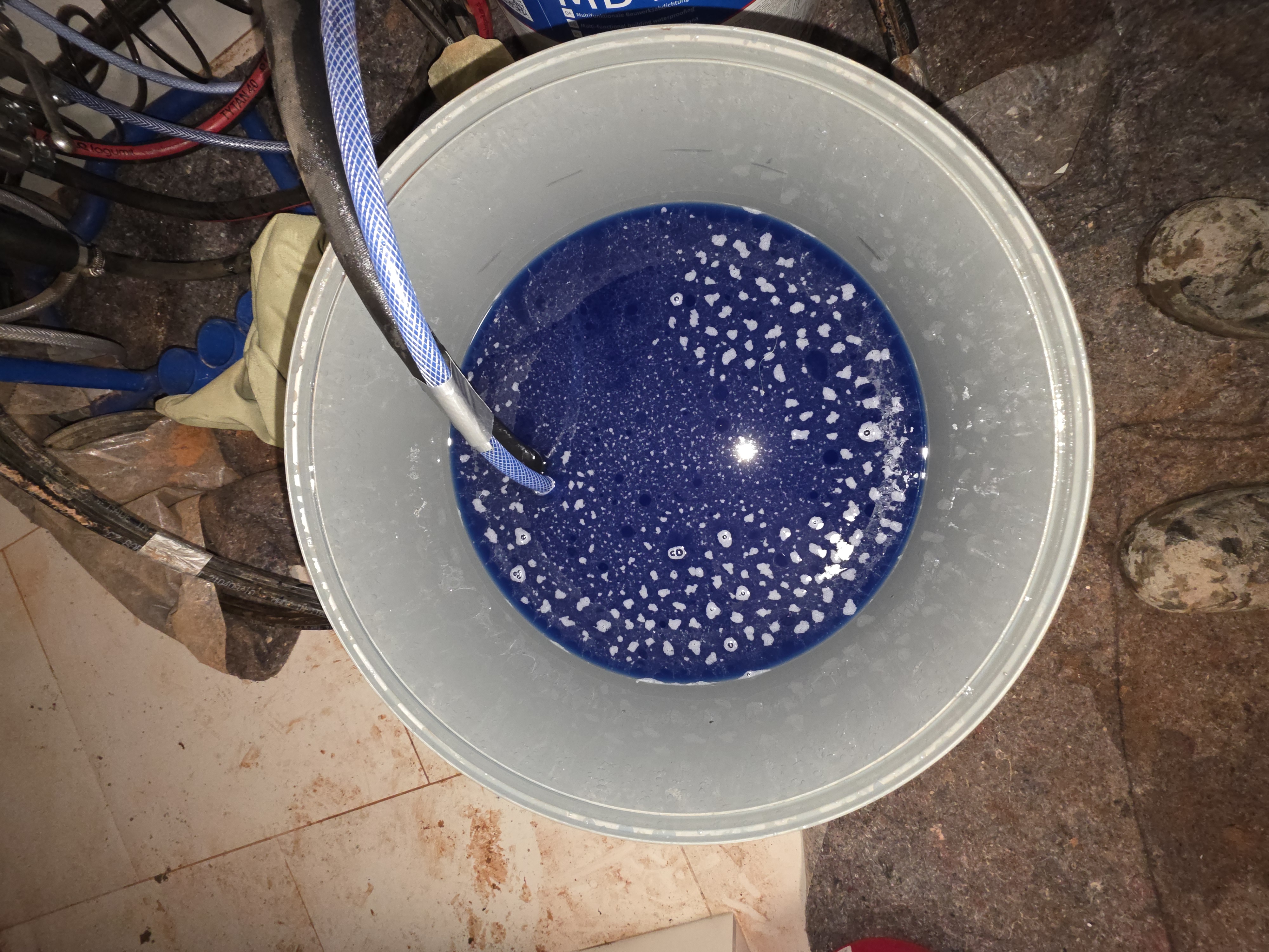 Iniekcja strukturalna starych murów z cegły