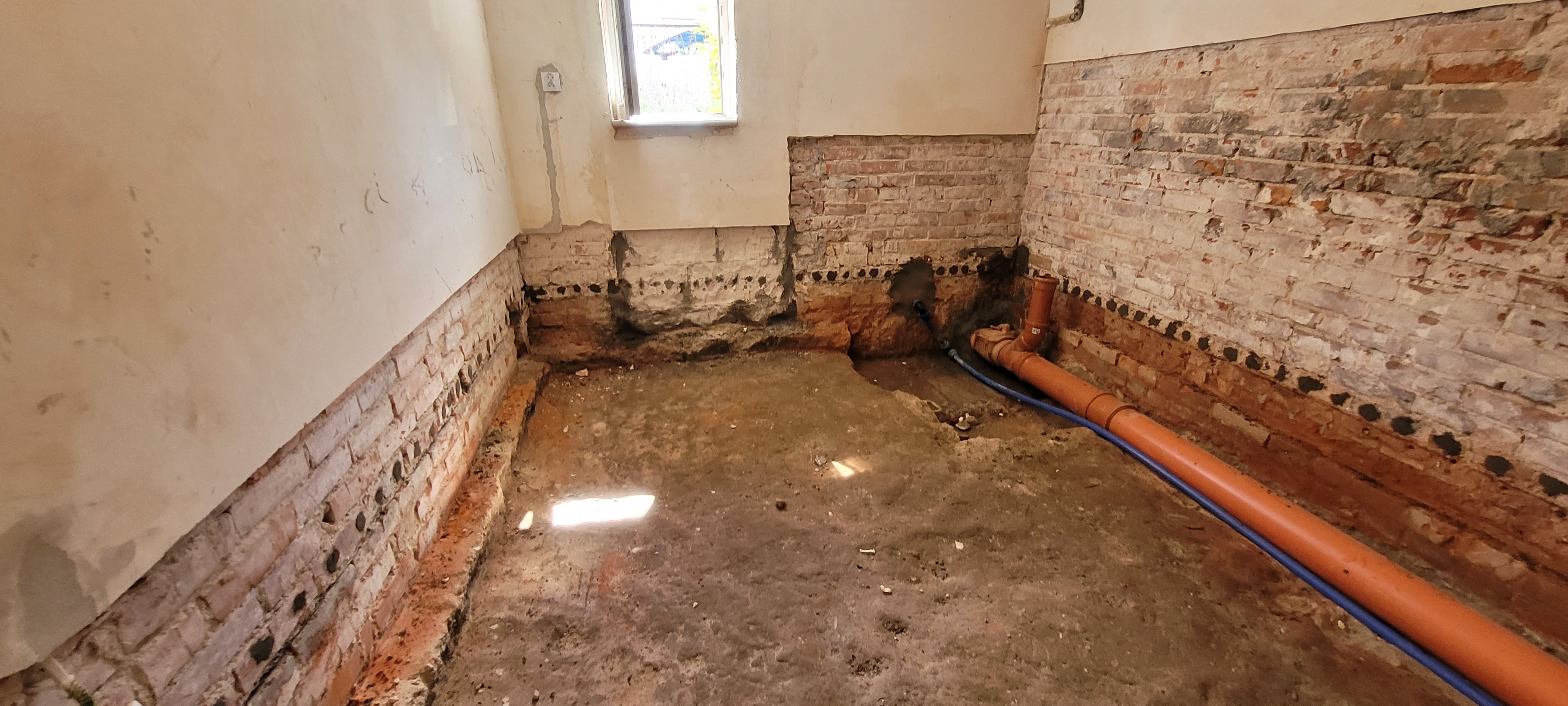 Wykonywanie przepony poziomej kremem silanowym