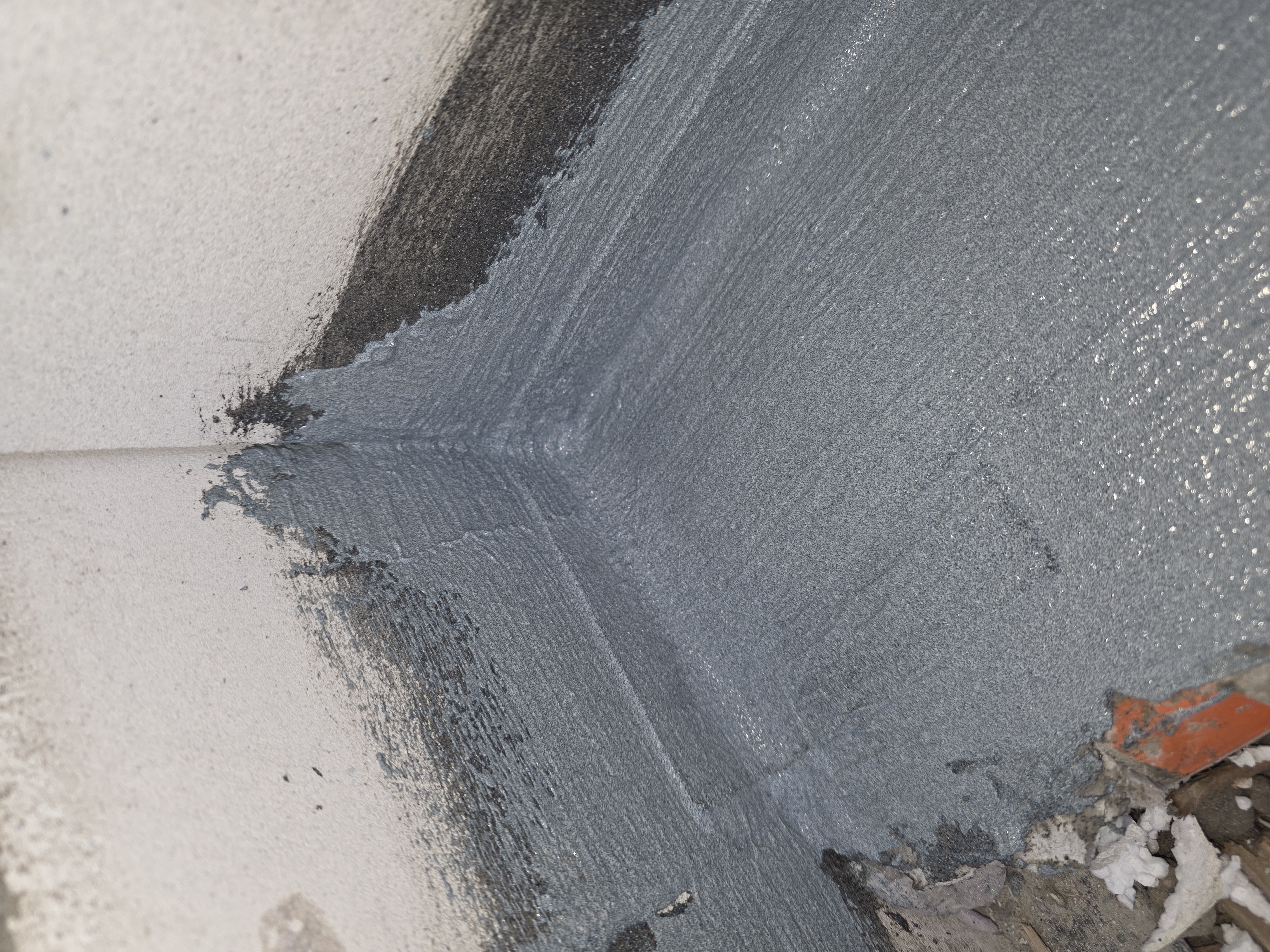 Taśmy dylatacyjne przy łącznikach Isokorb Wrocław