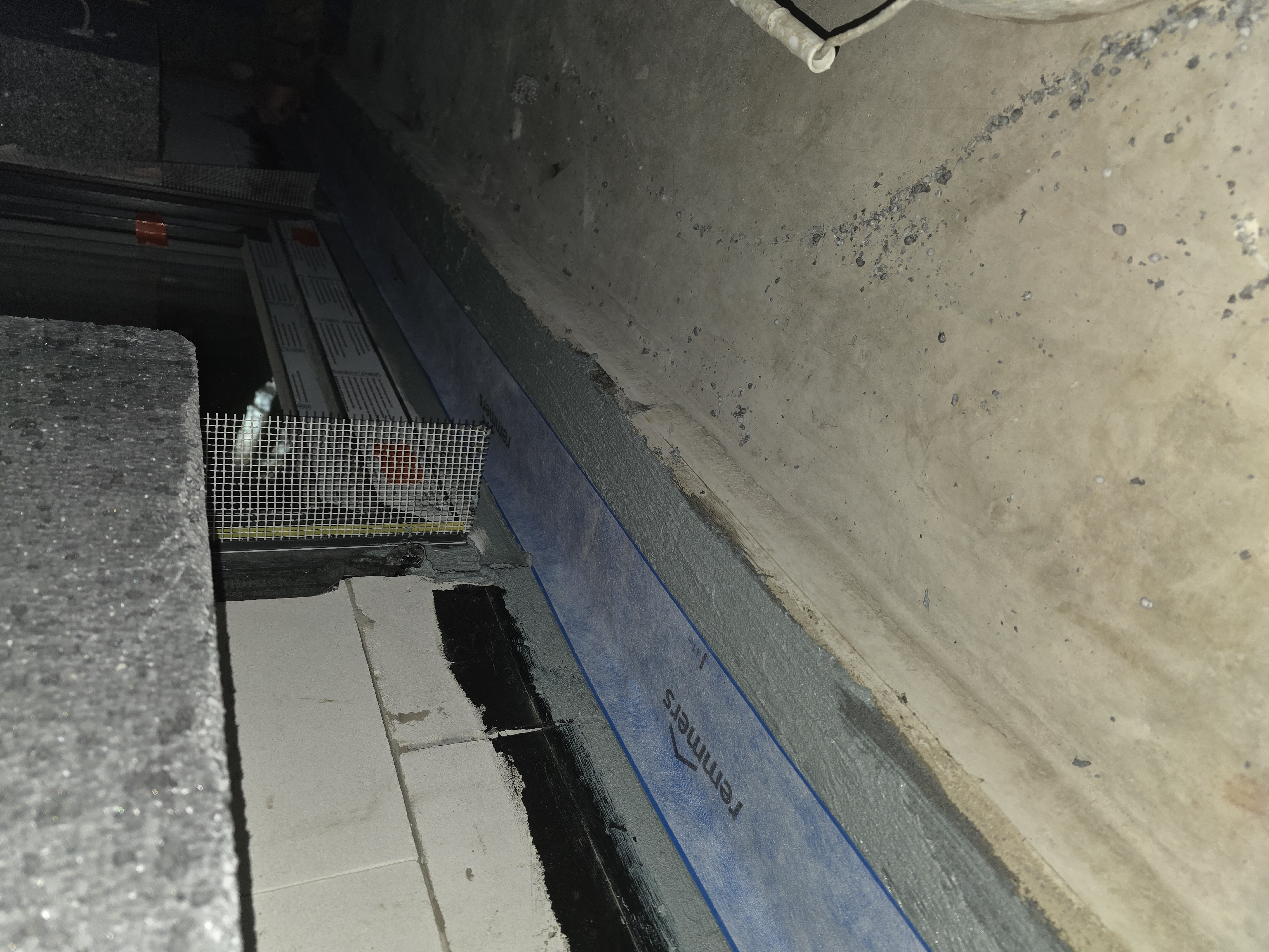 Izolacja przeciwwodna balkonów Wrocław