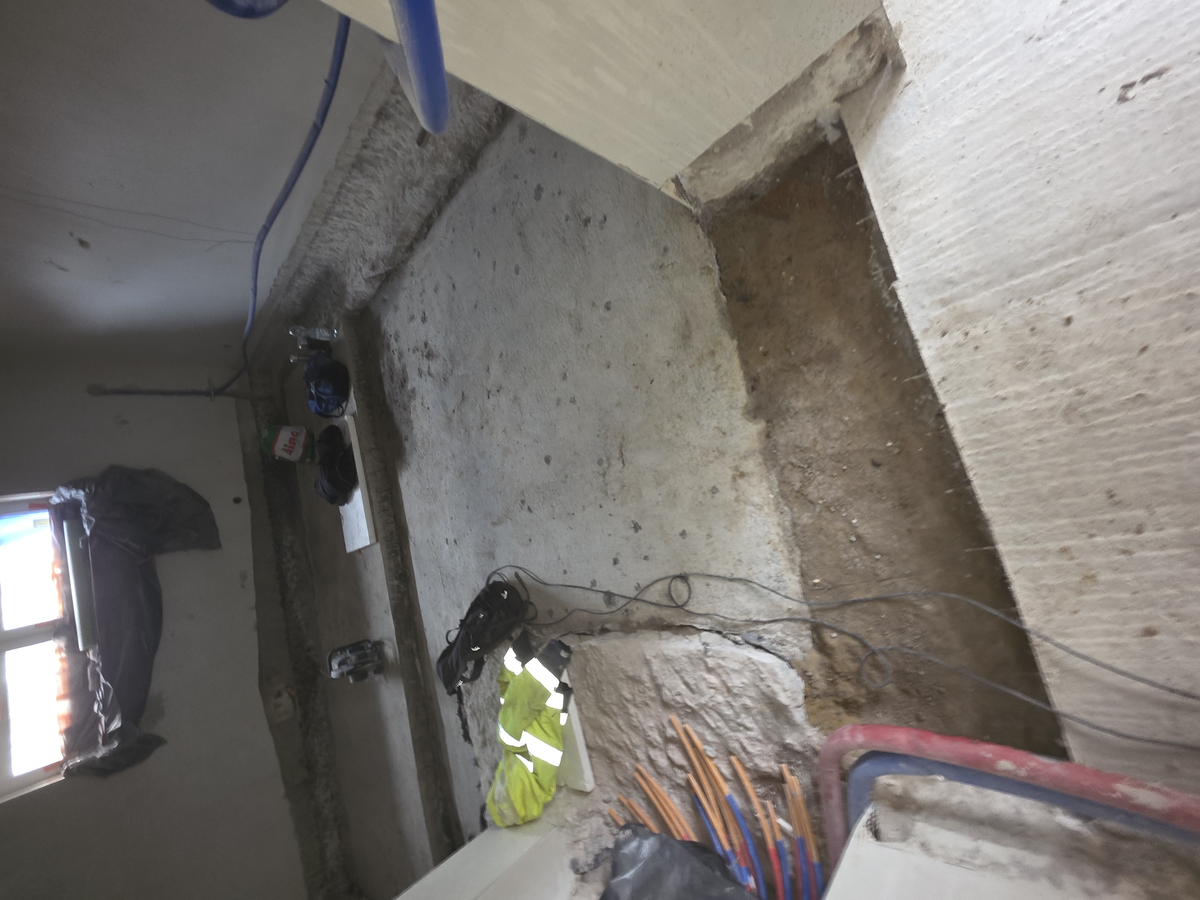 Wymiana posadzki w piwnicy w Dzierżoniowie