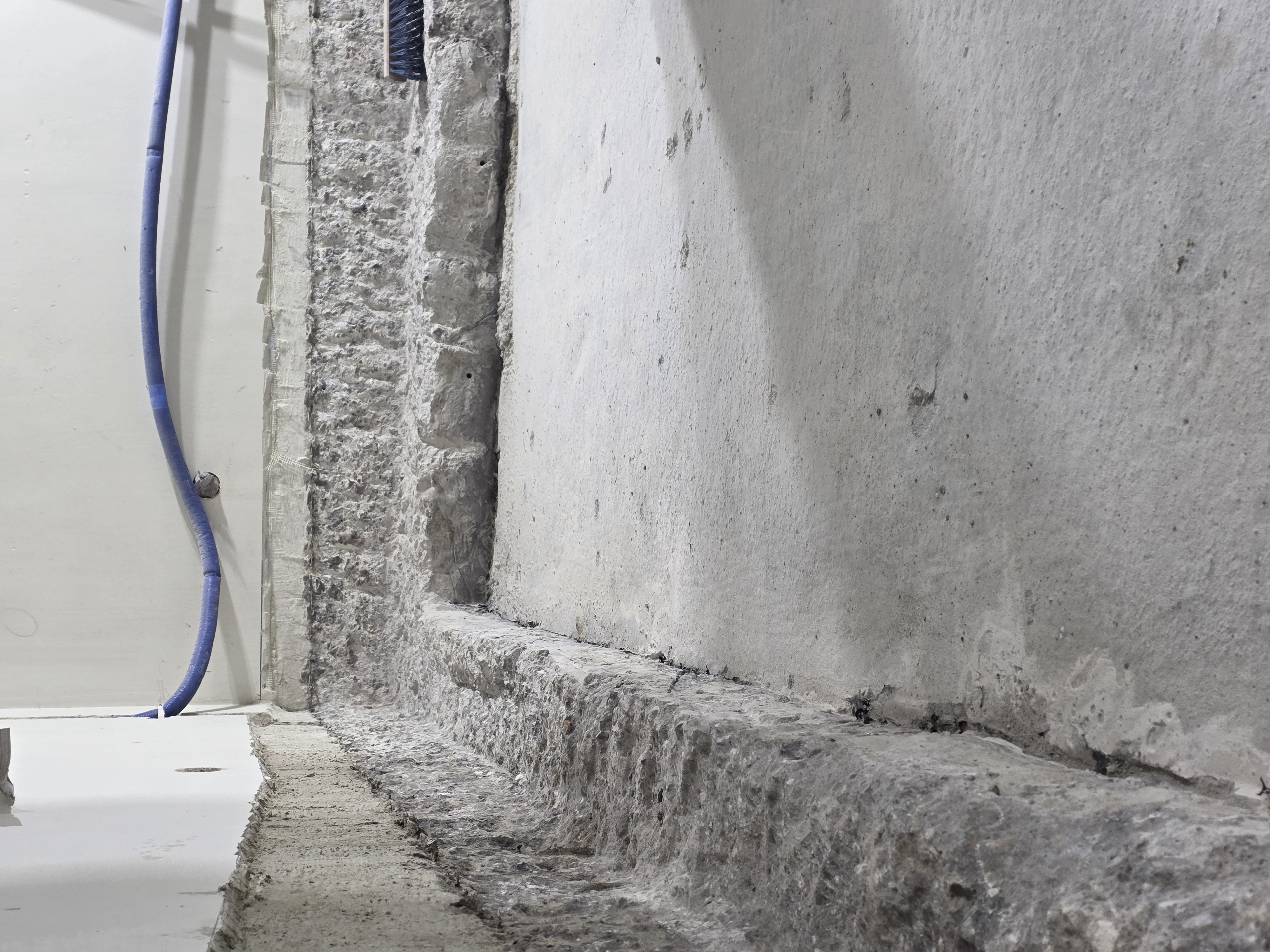 Uszczelnianie szlamem ławy fundamentowej od środka