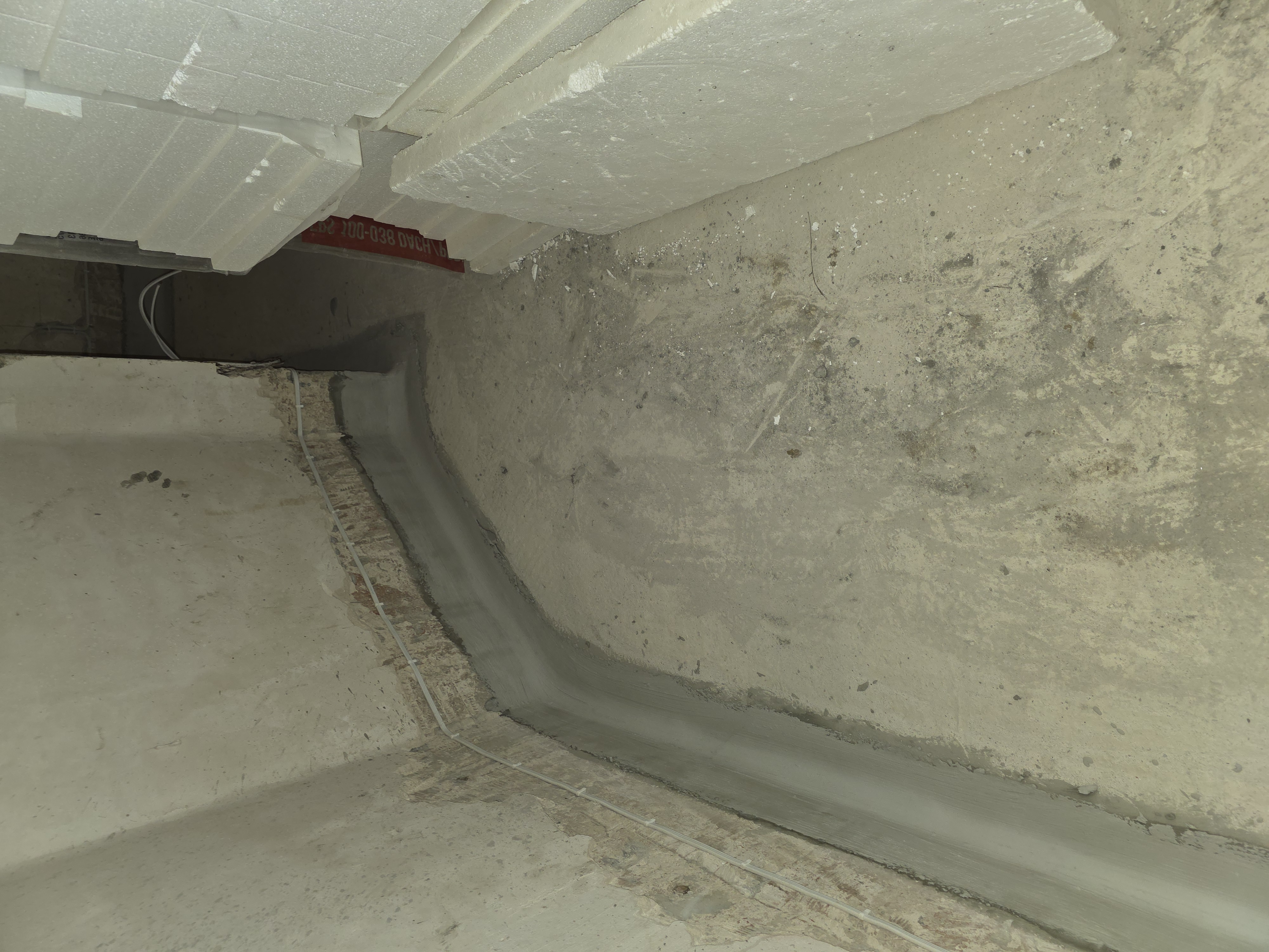 Izolacja przeciwwodna i uszczelnianie piwnicy typu wannowego we Wrocławiu